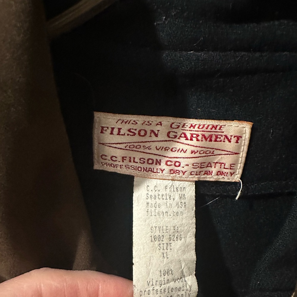 Filson Tan Work/hunting Jacket with Dark Brown Collar - Picture 3 of 7